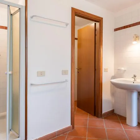 Tenuta Contessa Chiara 17, Emma Villa