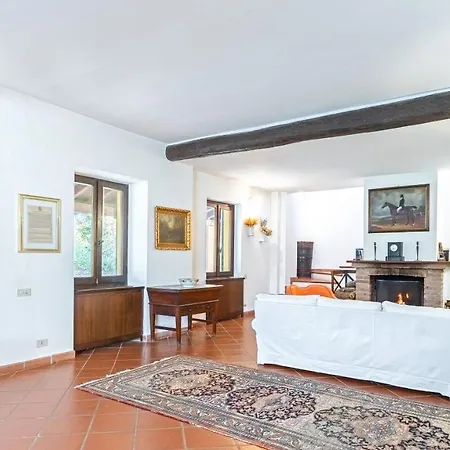 Tenuta Contessa Chiara 17, Emma Villa Fontanile