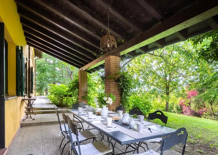 Tenuta Contessa Chiara 17, Emma Villa